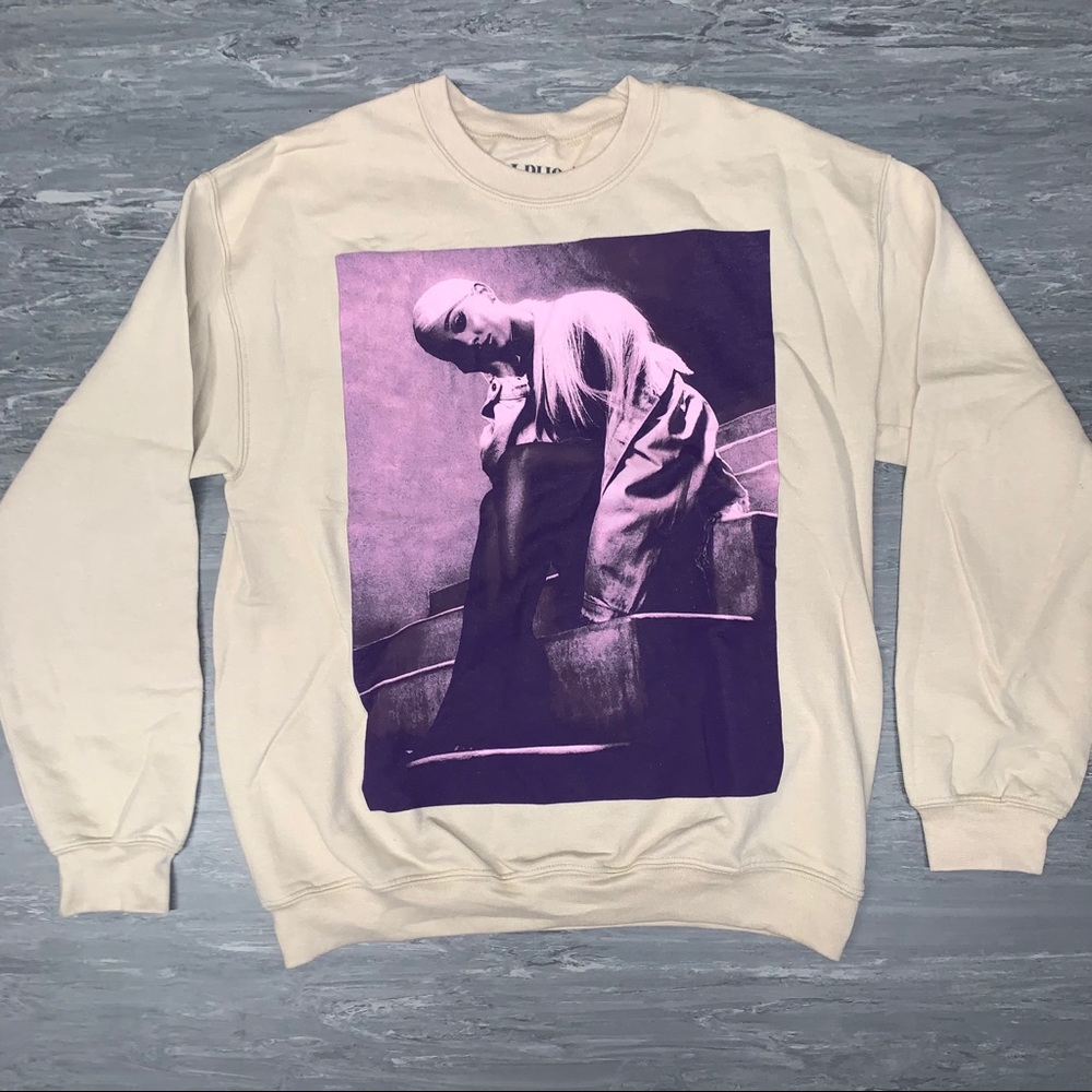 Ariana Grande Swt Crewneck